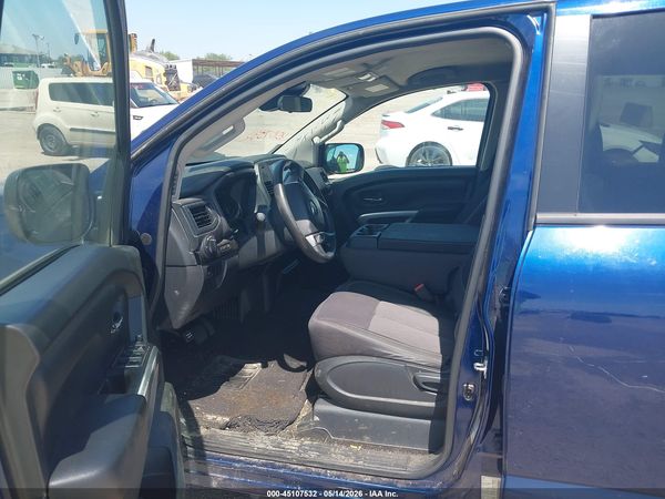 2022 NISSAN TITAN