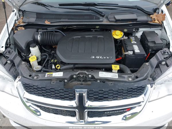 2016 DODGE GRAND CARAVAN SXT — I10