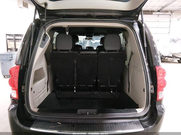 2017 DODGE GRAND CARAVAN SXT — I152
