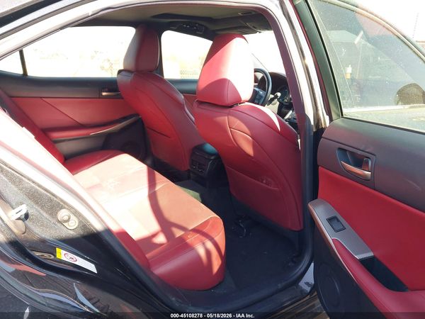 2018 LEXUS IS 300