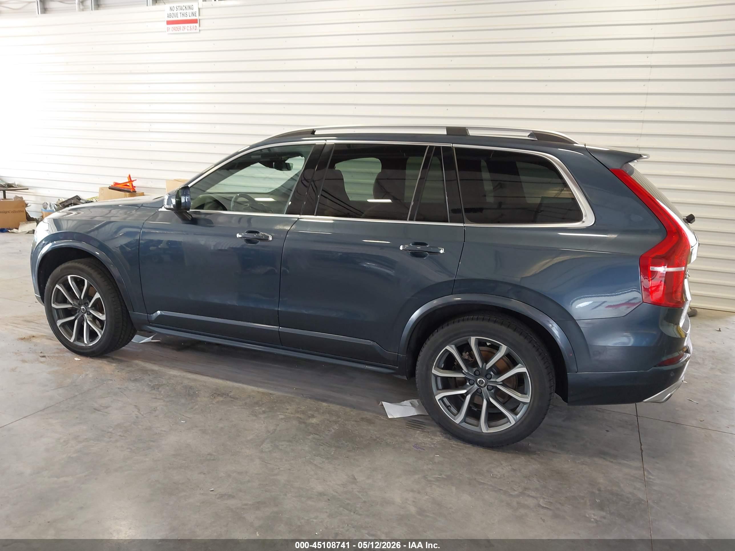 2019 VOLVO XC90 T6 MOMENTUM