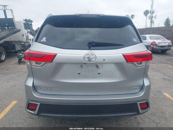 2017 TOYOTA HIGHLANDER LIMITED
