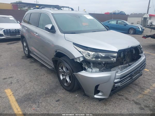 2017 TOYOTA HIGHLANDER LIMITED