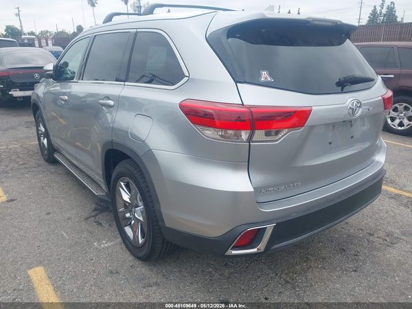 2017 TOYOTA HIGHLANDER LIMITED