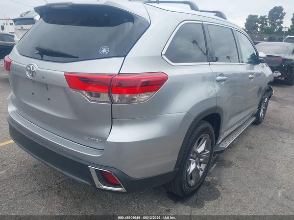 2017 TOYOTA HIGHLANDER LIMITED