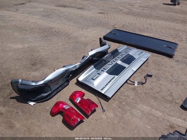 2023 CHEVROLET SILVERADO 1500 4WD  SHORT BED CUSTOM — I13