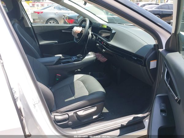 2025 KIA EV6 LIGHT RWD