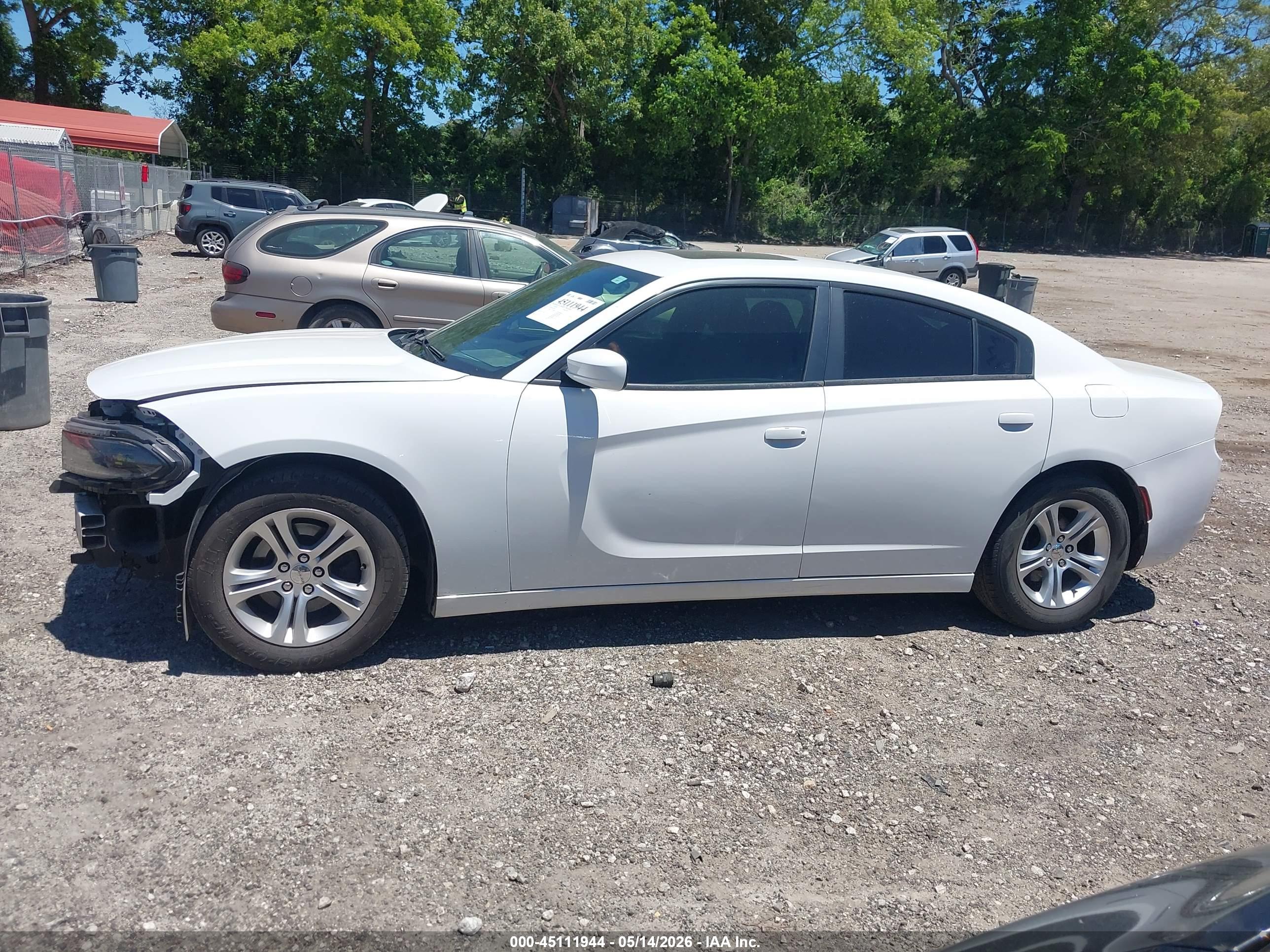 2017 DODGE CHARGER SE RWD