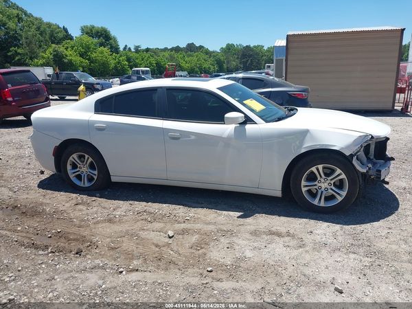 2017 DODGE CHARGER SE RWD