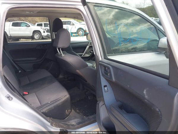 2018 SUBARU FORESTER 2.5I PREMIUM — I8