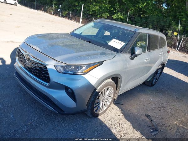 2021 TOYOTA HIGHLANDER PLATINUM