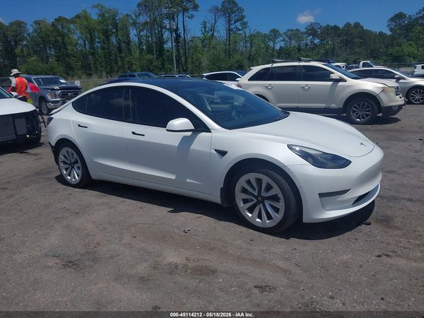 2021 TESLA MODEL 3