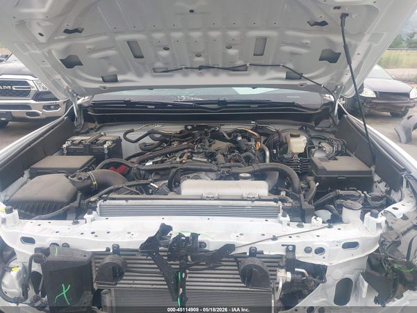 2025 TOYOTA TACOMA SR