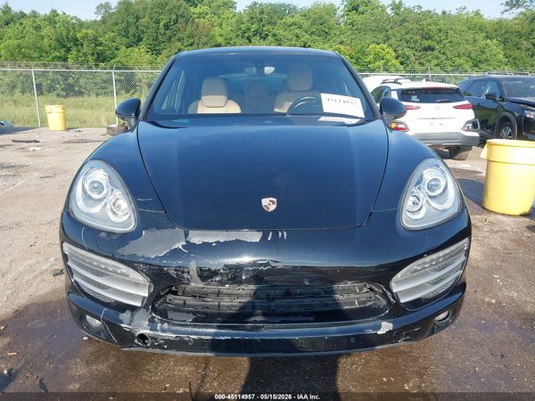 2014 PORSCHE CAYENNE PLATINUM EDITION