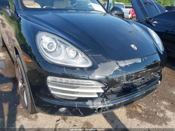 2014 PORSCHE CAYENNE PLATINUM EDITION