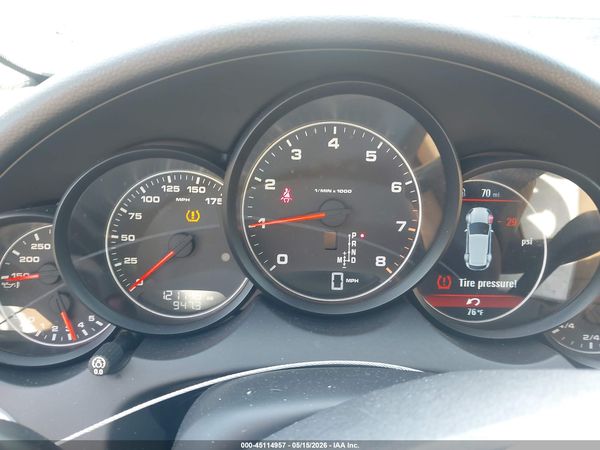 2014 PORSCHE CAYENNE PLATINUM EDITION