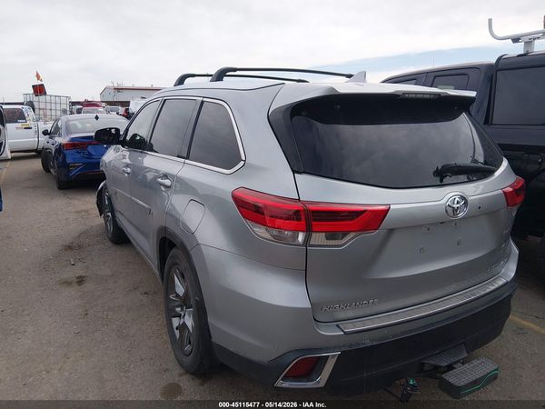 2017 TOYOTA HIGHLANDER LIMITED PLATINUM