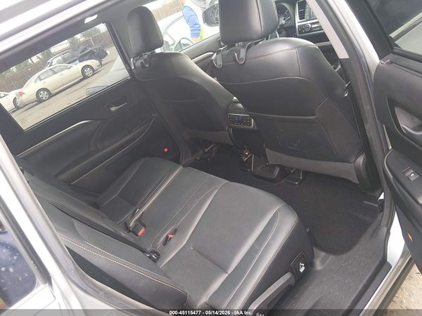 2017 TOYOTA HIGHLANDER LIMITED PLATINUM