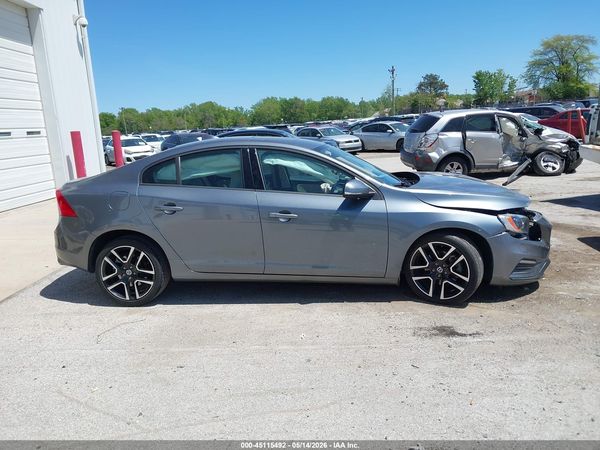 2018 VOLVO S60 T5 DYNAMIC