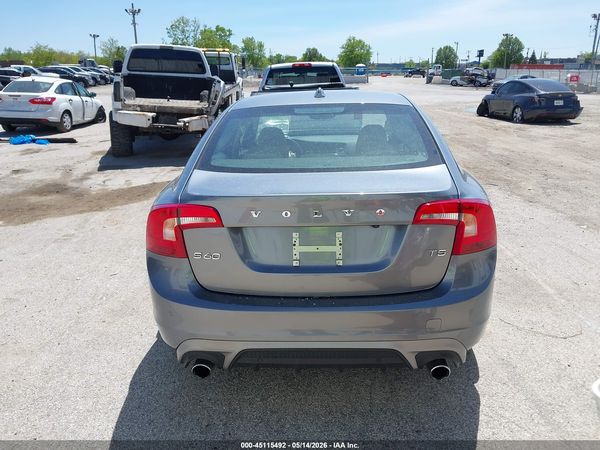 2018 VOLVO S60 T5 DYNAMIC