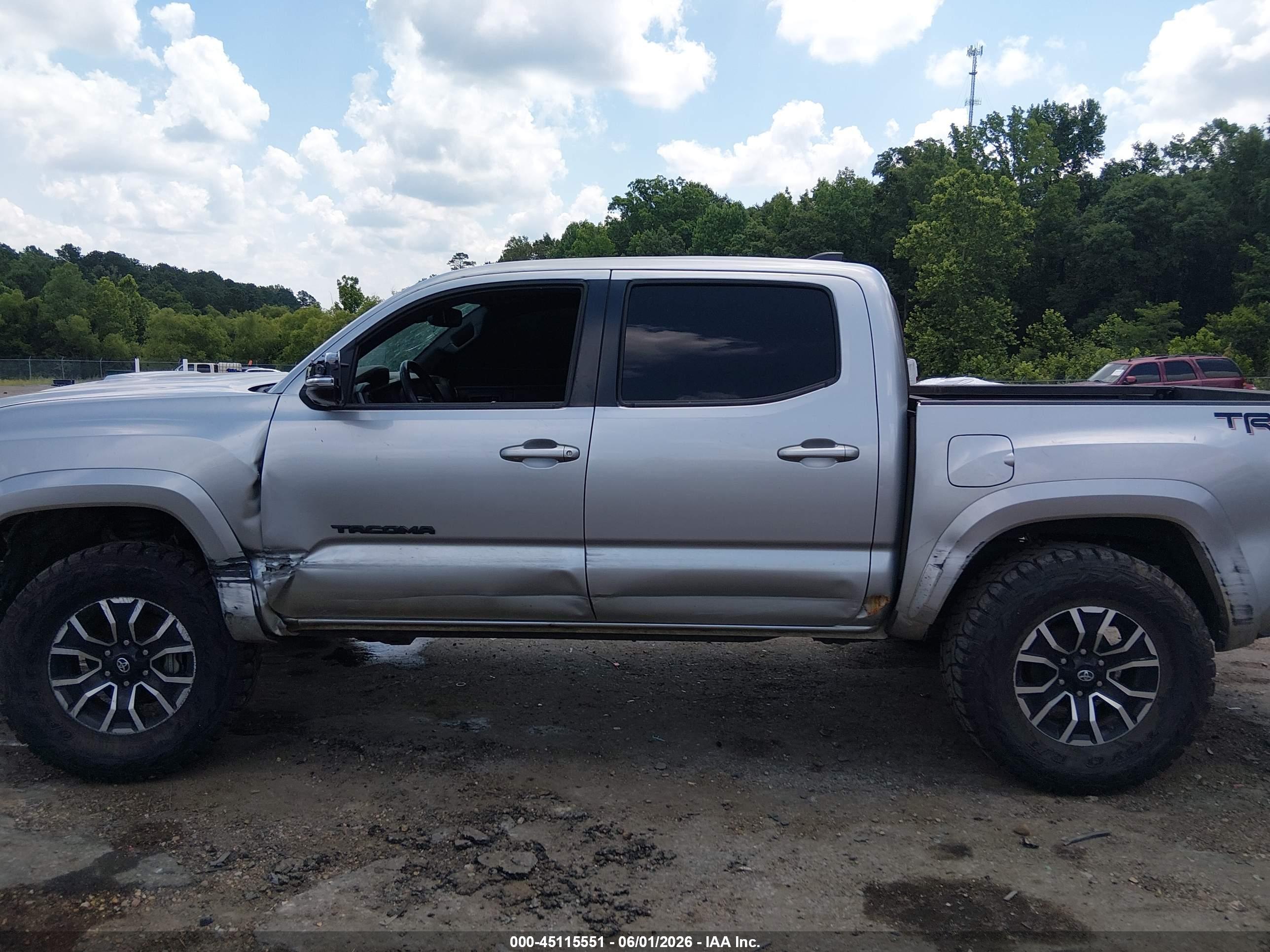 2022 TOYOTA TACOMA TRD SPORT