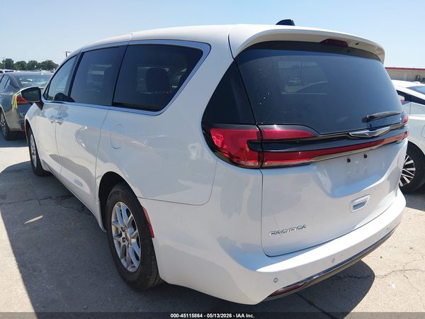 2023 CHRYSLER PACIFICA TOURING L — I3