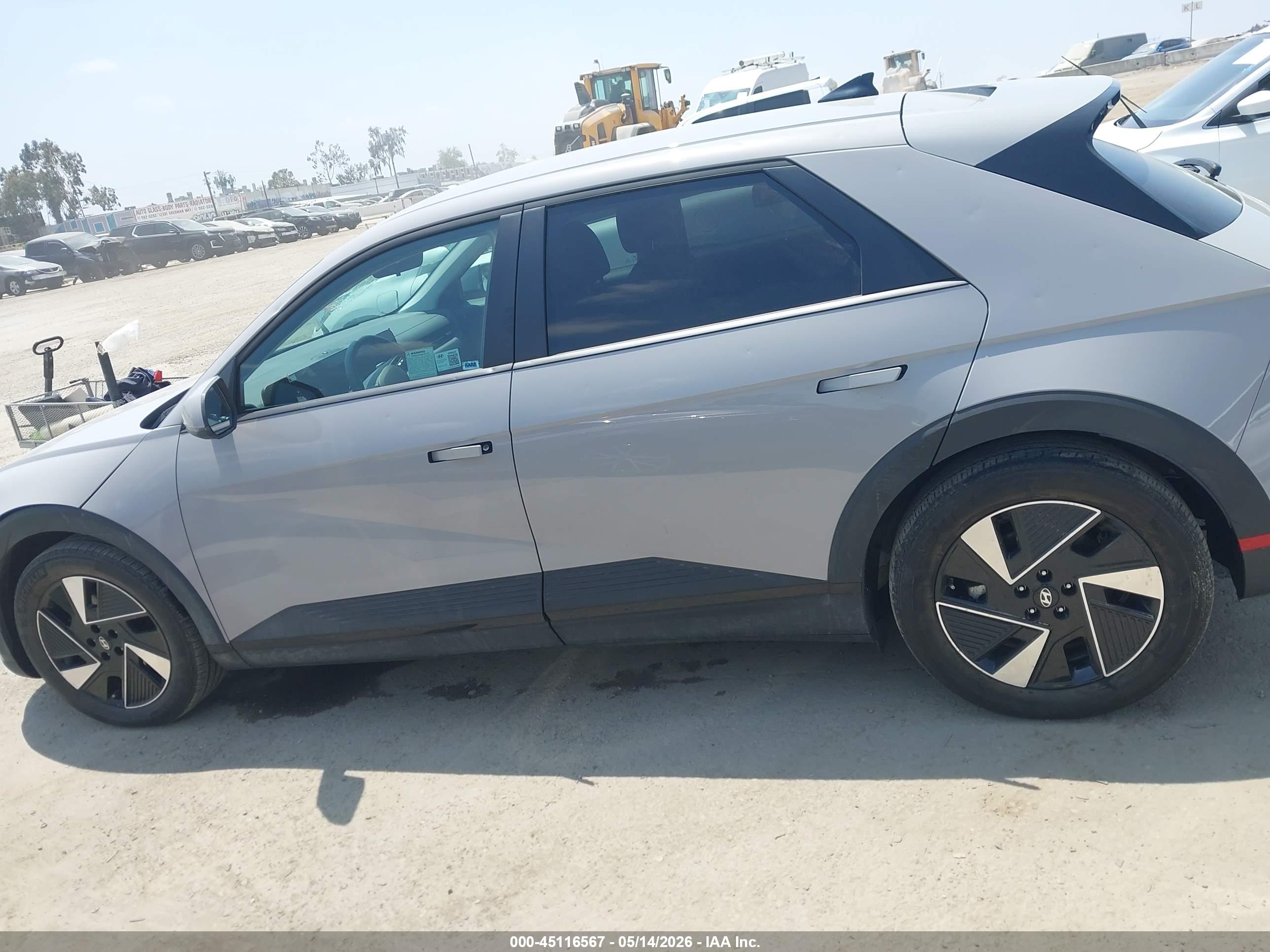 2025 HYUNDAI IONIQ 5 SE