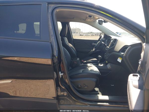 2022 JEEP CHEROKEE LATITUDE LUX FWD