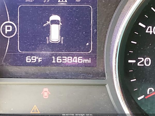 2017 KIA SEDONA LX