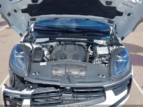2024 PORSCHE MACAN T