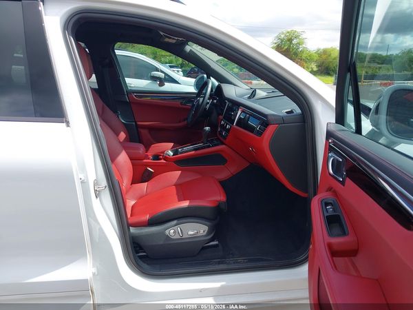 2024 PORSCHE MACAN T