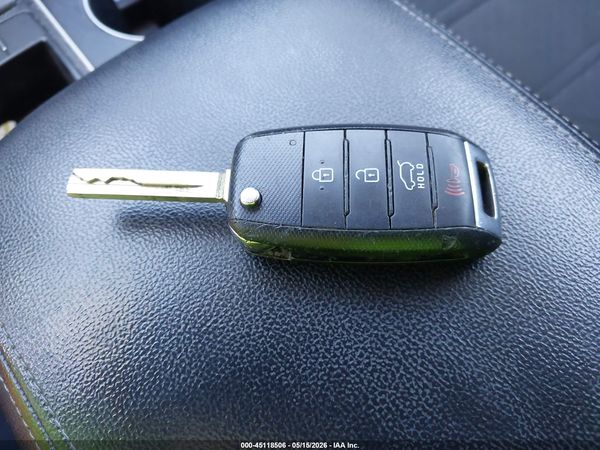 2017 KIA SORENTO 2.4L LX