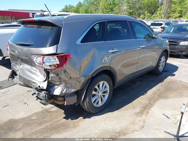 2017 KIA SORENTO 2.4L LX