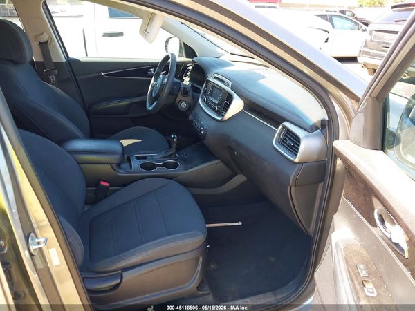 2017 KIA SORENTO 2.4L LX