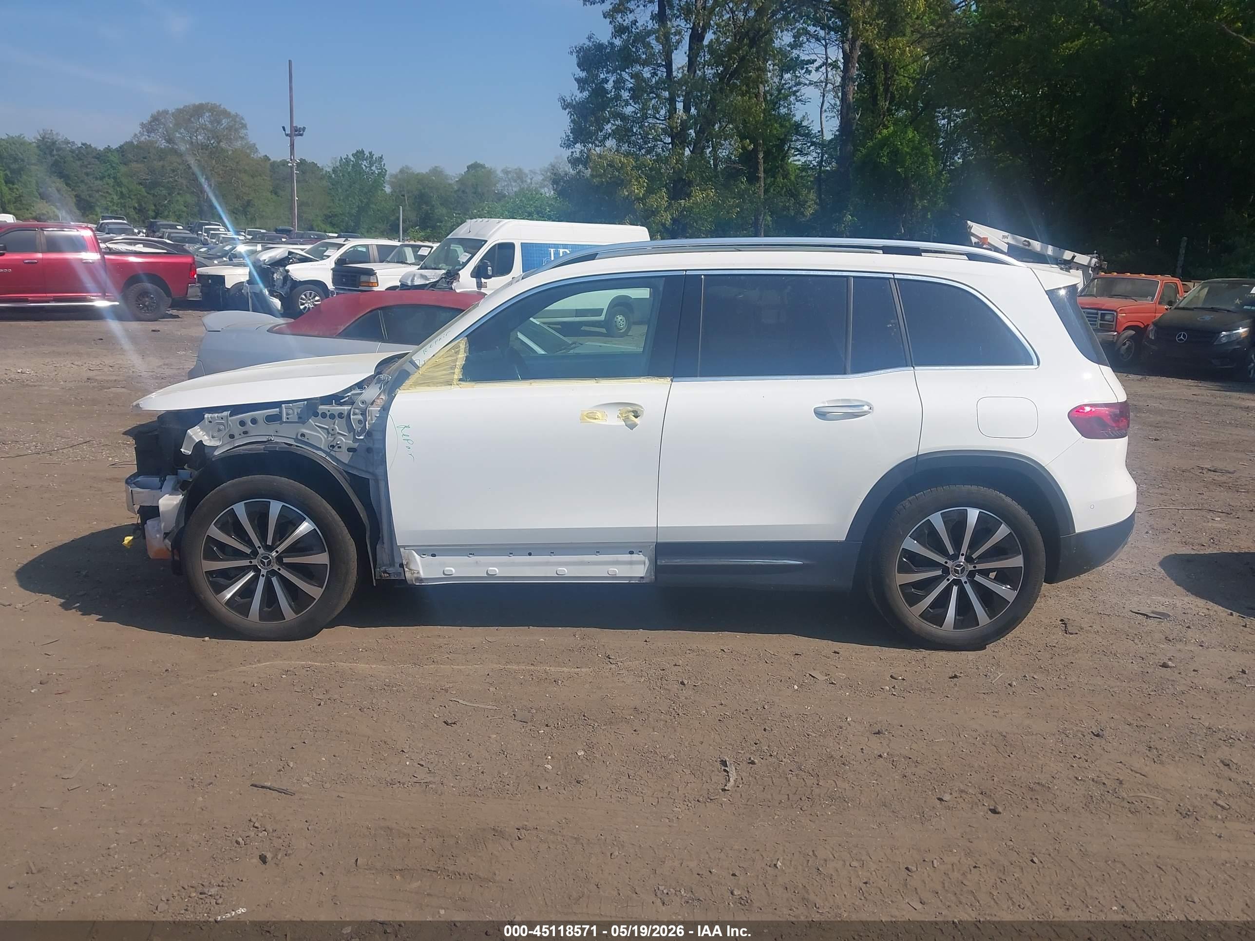 2023 MERCEDES-BENZ GLB 250 4MATIC