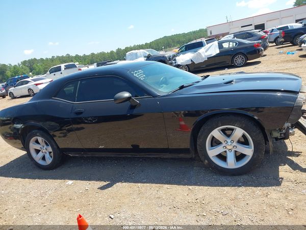 2013 DODGE CHALLENGER SXT PLUS