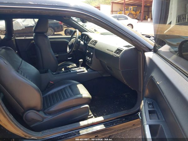 2013 DODGE CHALLENGER SXT PLUS
