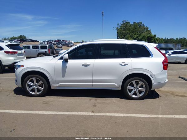 2021 VOLVO XC90 T6 MOMENTUM 7 PASSENGER
