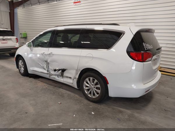 2017 CHRYSLER PACIFICA TOURING-L — I3