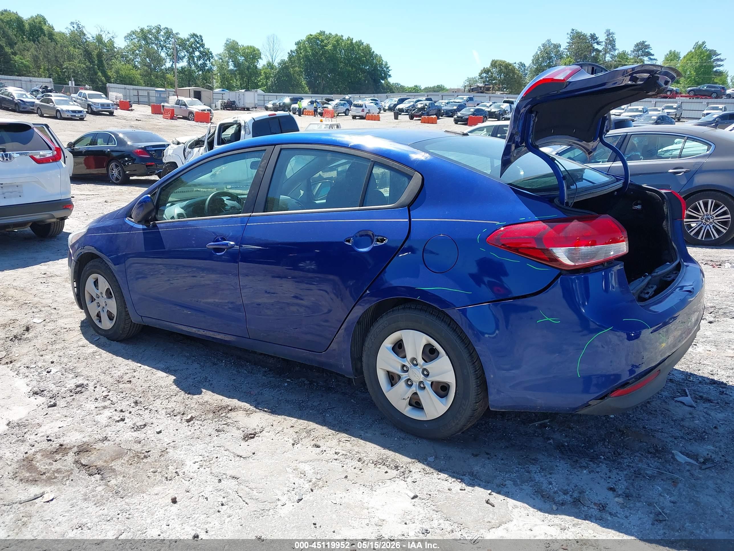 2017 KIA FORTE LX