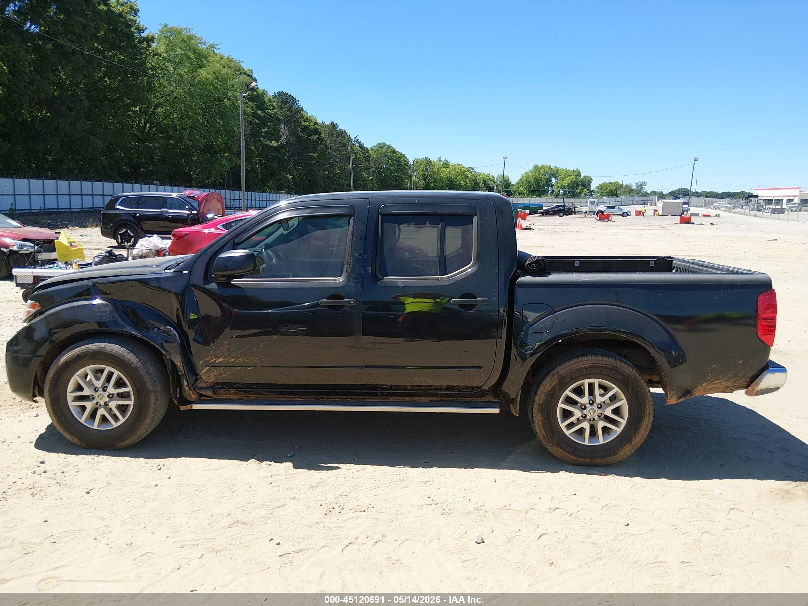 2019 NISSAN FRONTIER SV