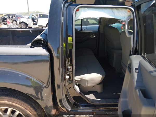 2019 NISSAN FRONTIER SV