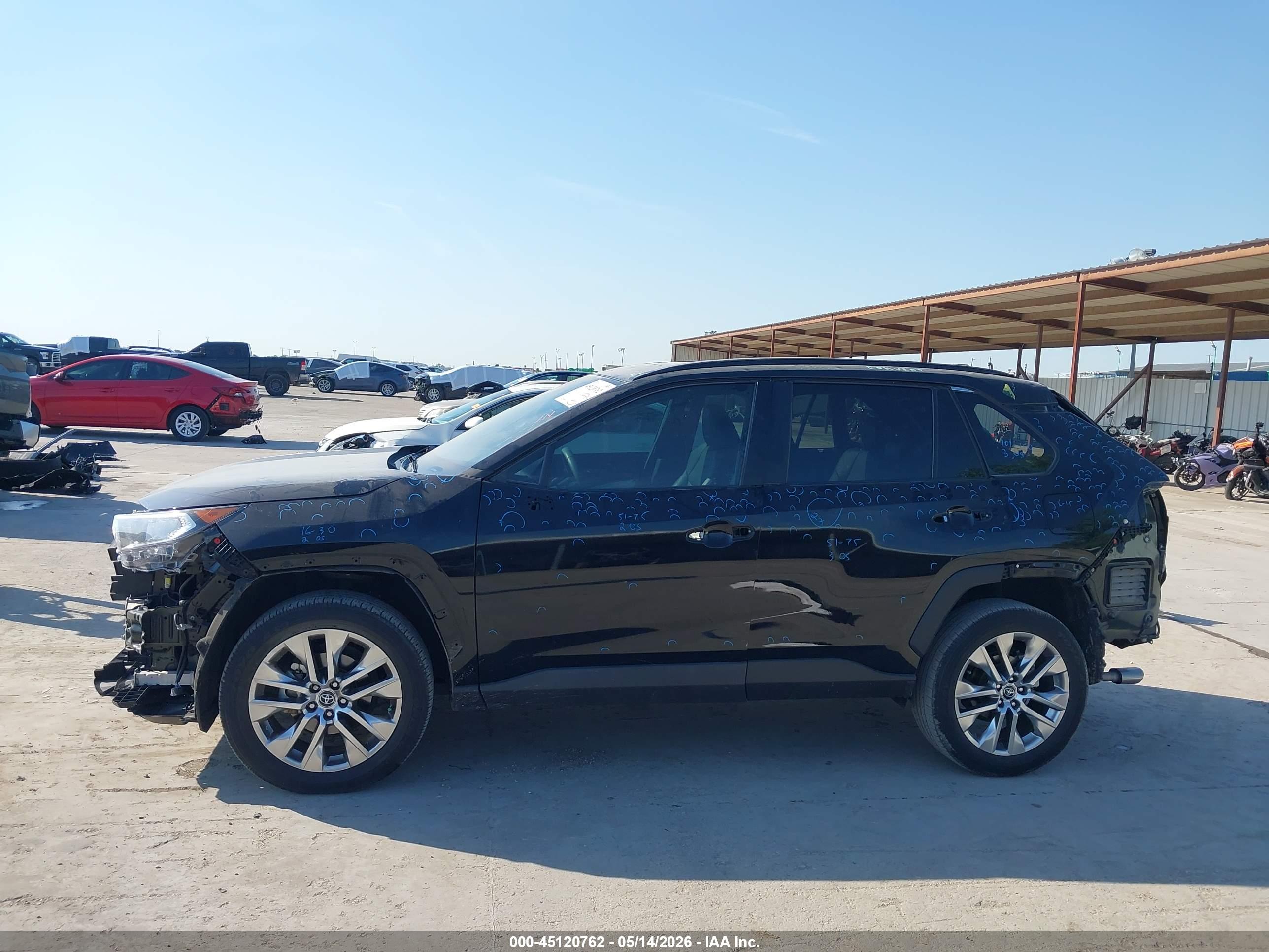 2021 TOYOTA RAV4 XLE PREMIUM