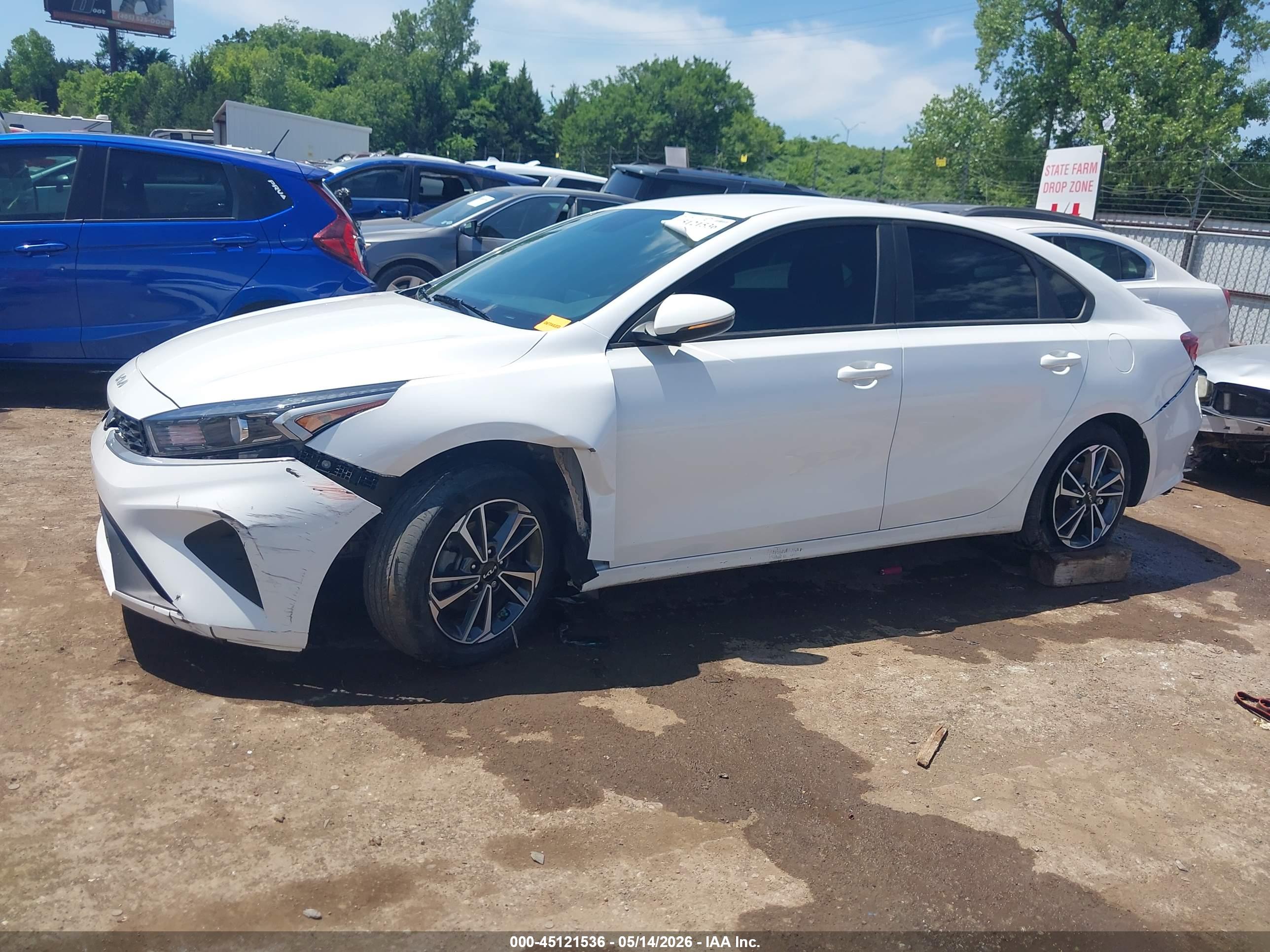 2023 KIA FORTE LXS