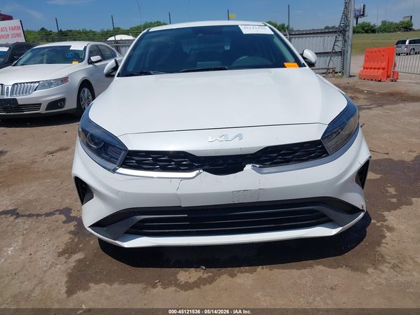 2023 KIA FORTE LXS