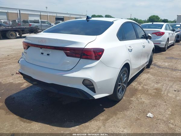 2023 KIA FORTE LXS