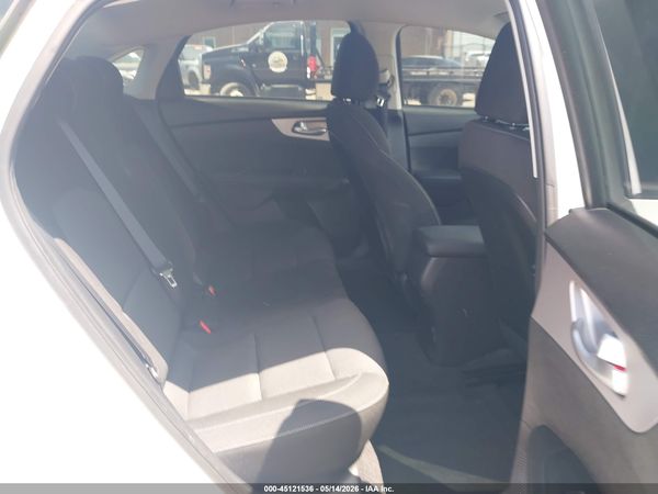 2023 KIA FORTE LXS