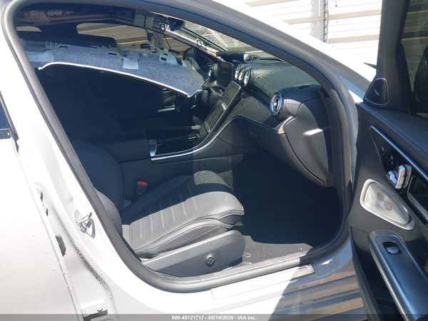 2025 MERCEDES-BENZ C 300 C300