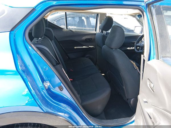 2024 NISSAN KICKS S XTRONIC CVT — I8