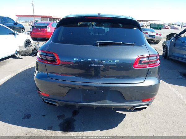 2017 PORSCHE MACAN